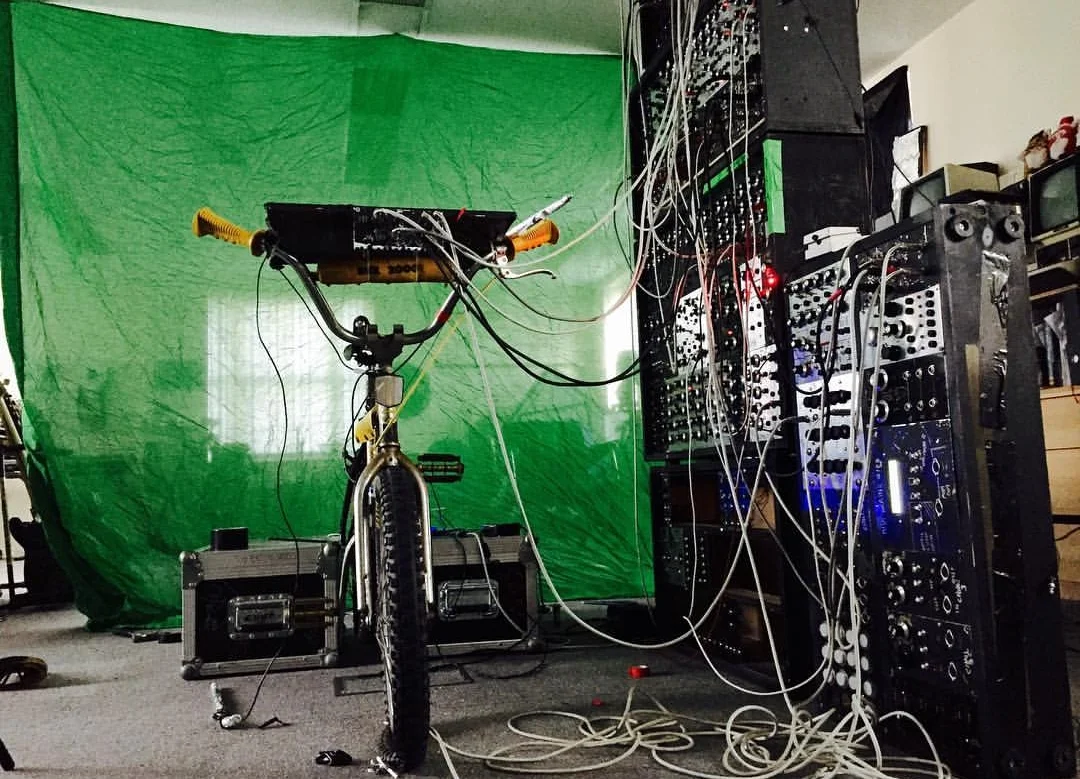 STUFF - LOOK MUM NO COMPUTER